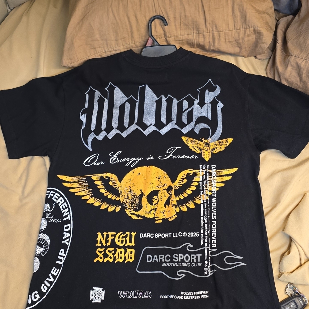 Darc Sport Black and Gold Graphic Tee